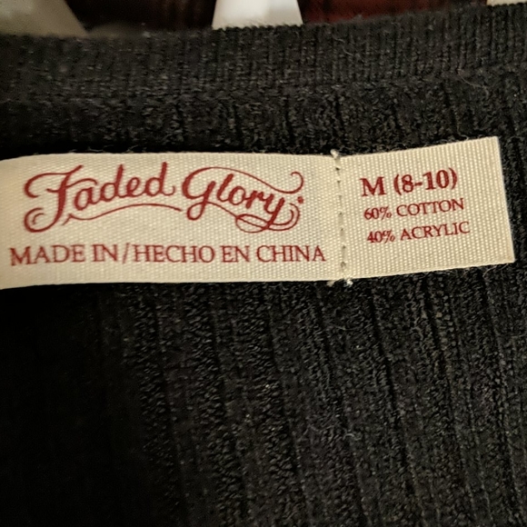 3/$20 🌸 Long Black Cardigan - Picture 3 of 3